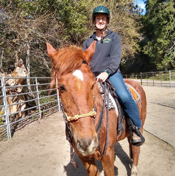 Meet your Posher, Annie - Picture 2 of 2